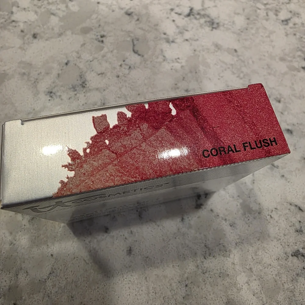 It Comestics CC + Ombré Radiance Blush Coral Flush Color Correcting NEW!